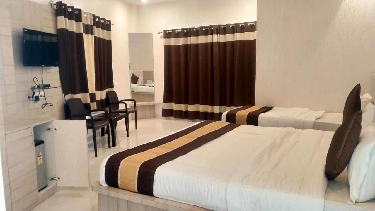 Hotel Namo Palace Kota  Eksteriør billede